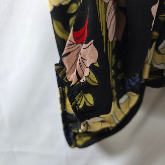 Shades of Blond Dark Floral Smocked Peplum Crop Blouse Size XS - Picture 4 of 5